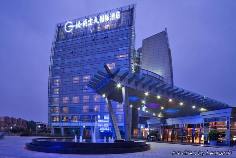 Grand Skylight International Hotel Shenzhen Guanlan, Near Metro Station, Huawei, Foxcnn, Shenzhen North Railway Exterior photo